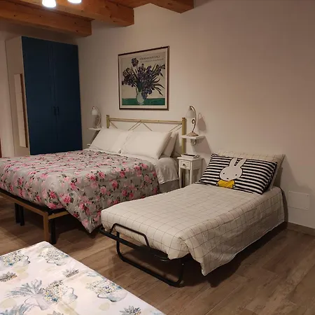 Daire Casa Montefiore 13 Iris Lt Nella Tranquilla Campagna Marchigiana Ancona