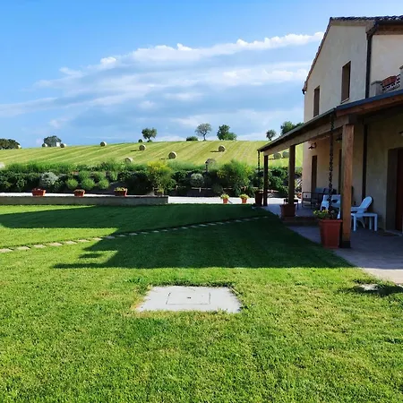 Casa Montefiore 13 Iris Lt Nella Tranquilla Campagna Marchigiana